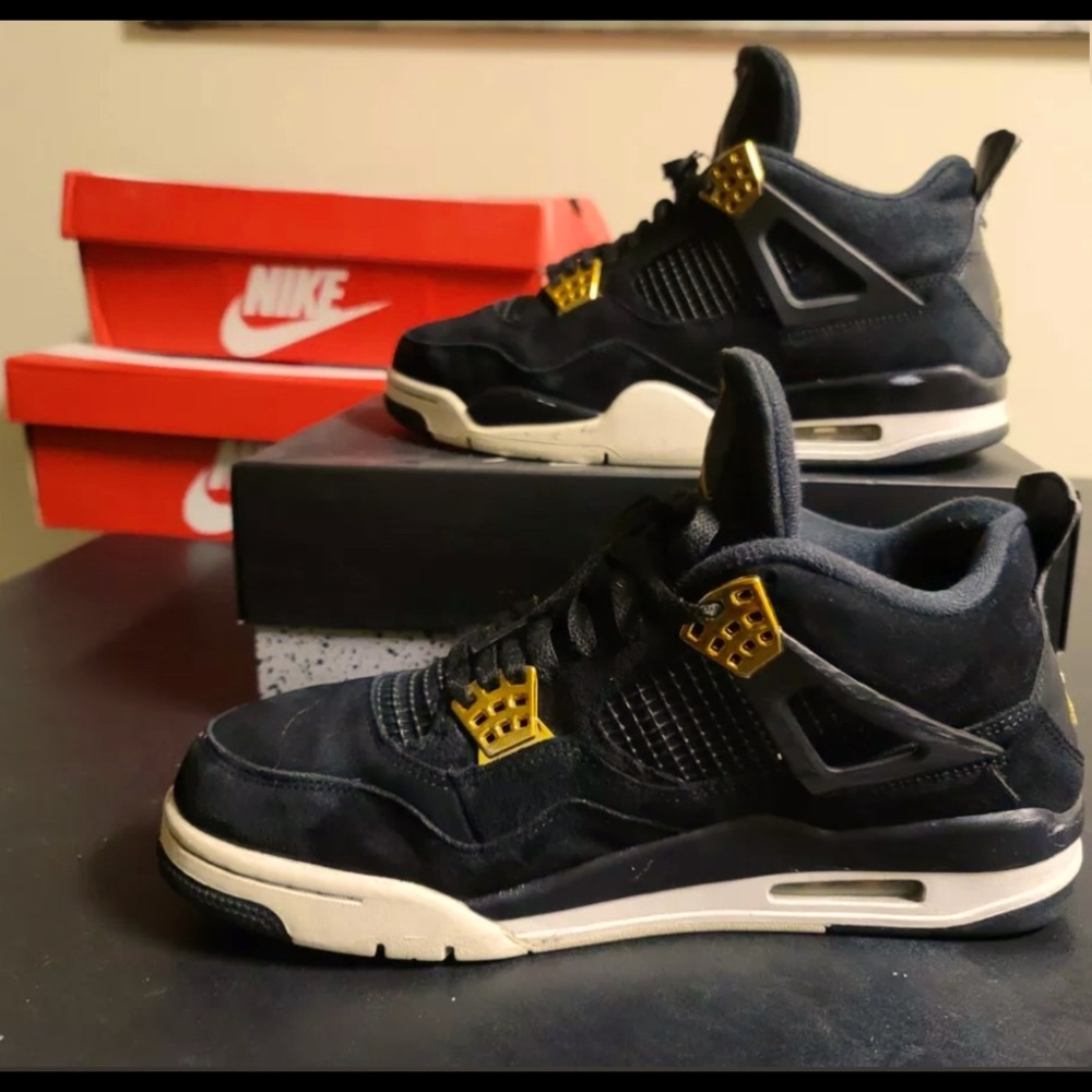 Jordan 4 retro “royalty”